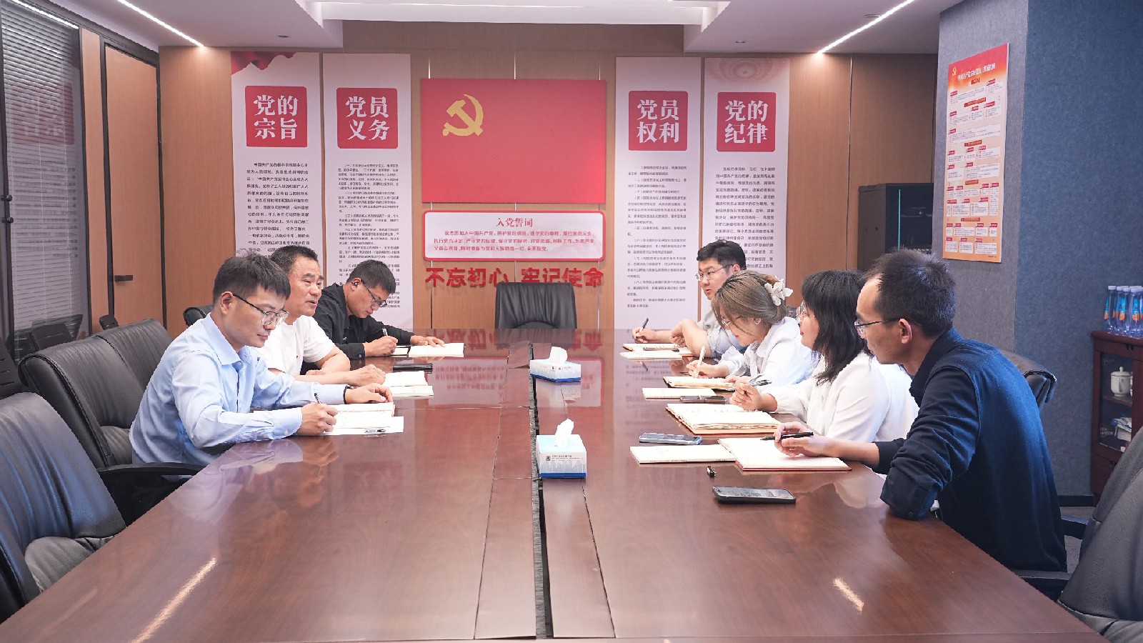 天基党委召开2026年4月党委会 部署学习《习近平关于树立和践行正确政绩观论述摘编》工作